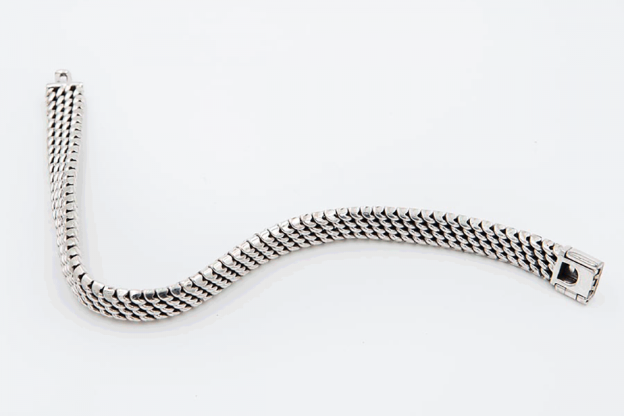 Thin serpent bracelet