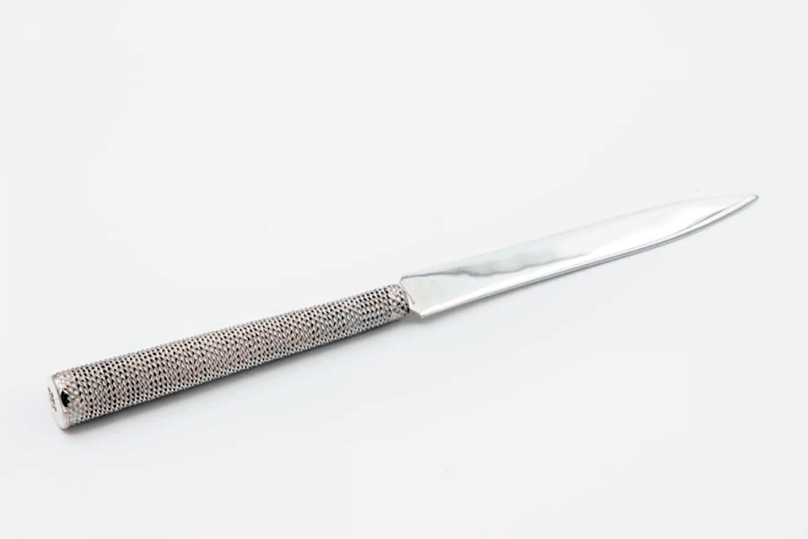 Cord handle paperknife