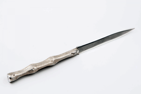Log-shaped handle paperknife